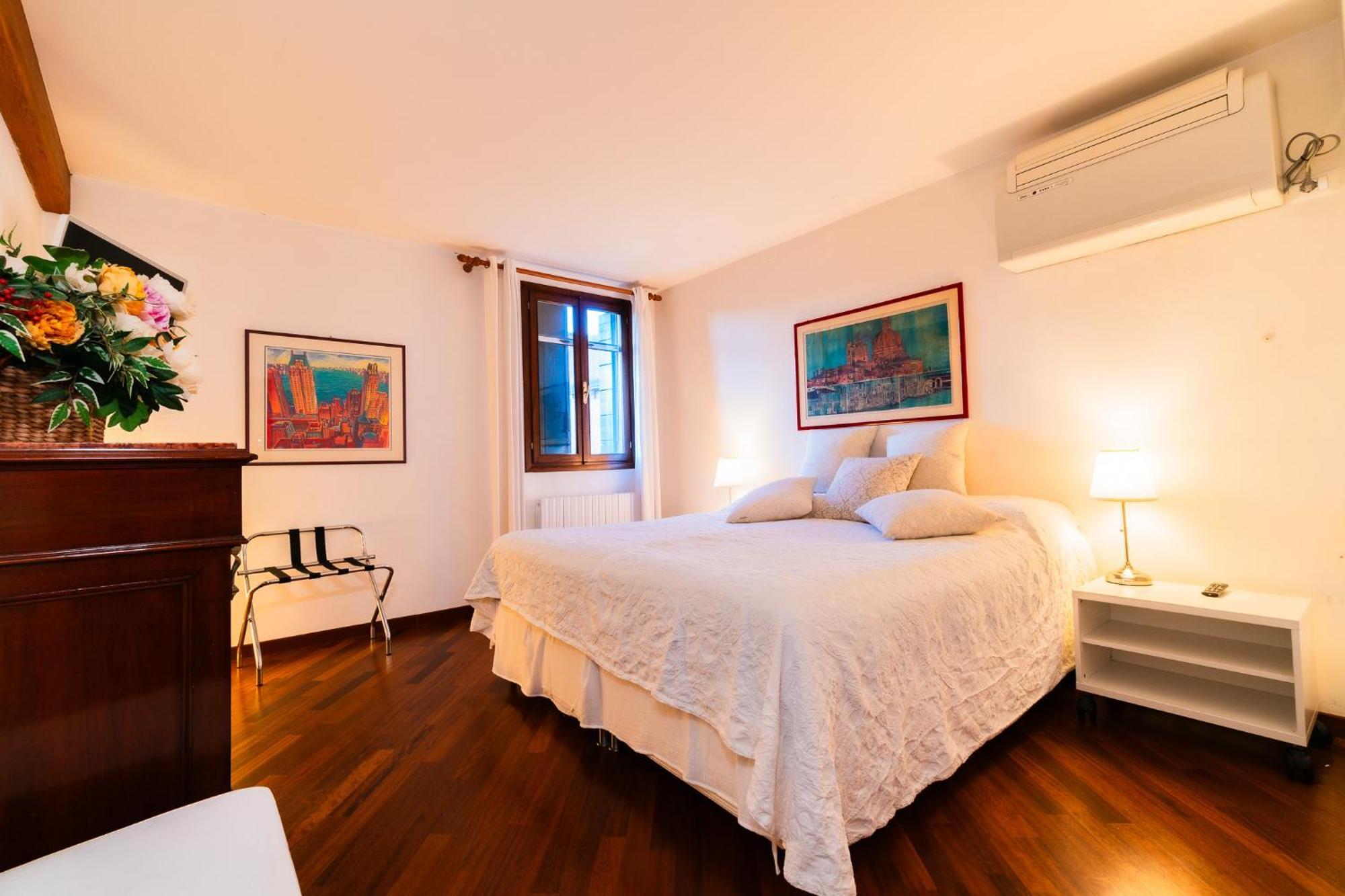 Elegant Terrace Apartment Near Piazza San Marco Last Floor No Lift Venedik Dış mekan fotoğraf